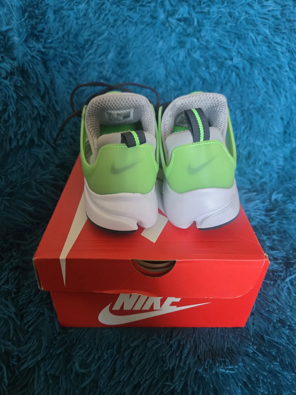 Nike Presto Grey and Neon Green Sneakers